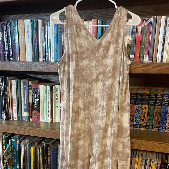 LOGO by Lori Goldstein Beige Tie-Dye Jumpsuit - Picture 5 of 5